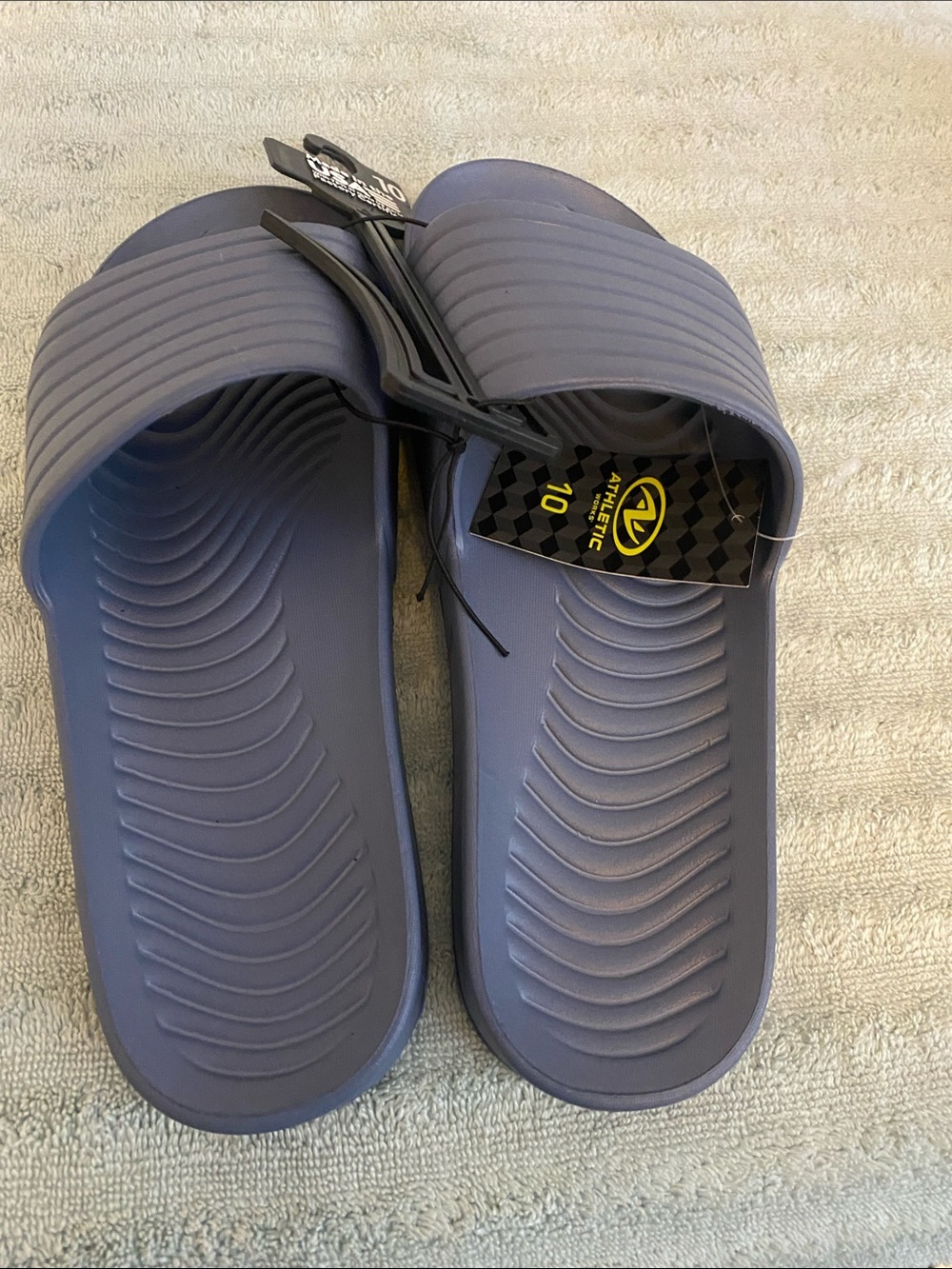 3/$20 Slide sandals - Picture 6 of 14